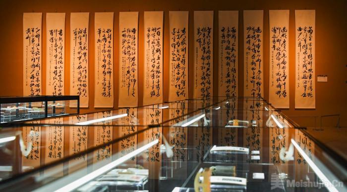 “守正求新——韩天衡艺术展”在国家博物馆开幕