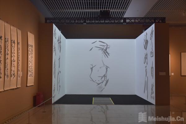 “守正求新——韩天衡艺术展”在中国国家博物馆开幕